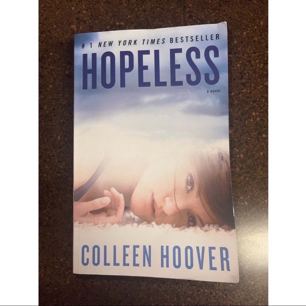Hopeless by Colleen Hoover book